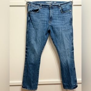 Men’s Wrangler Retro Jeans, 36x34 waist, Like New!